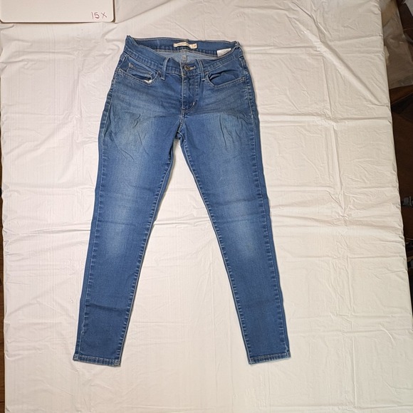 Levi's Denim - Womens Levi's denim jeans, light blue, super skinny,‎ size 4, 710